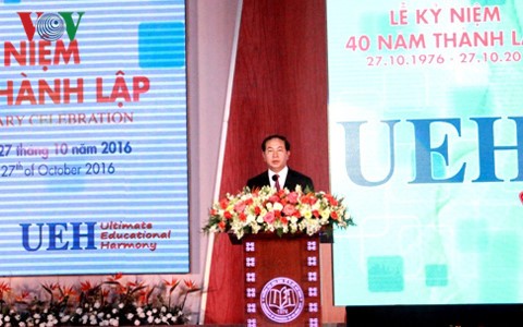 Feier zum 40. Gründungstag der Wirtschaftsuniversität von Ho Chi Minh Stadt - ảnh 1